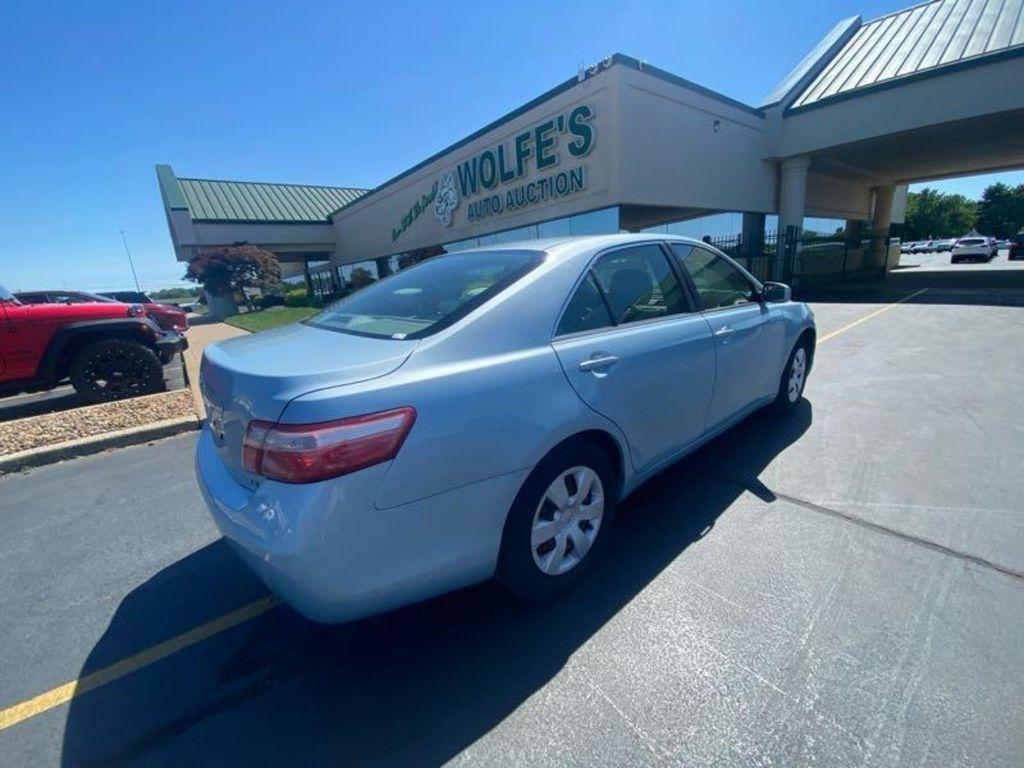 Toyota Camry  2008