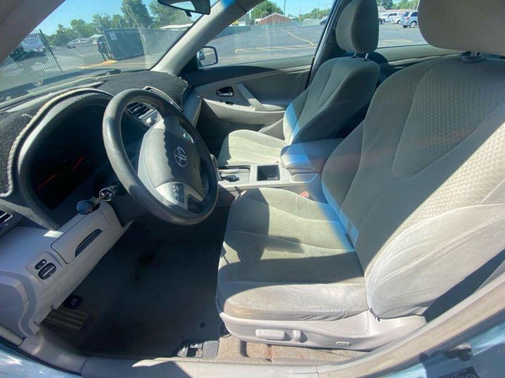Toyota Camry  2008