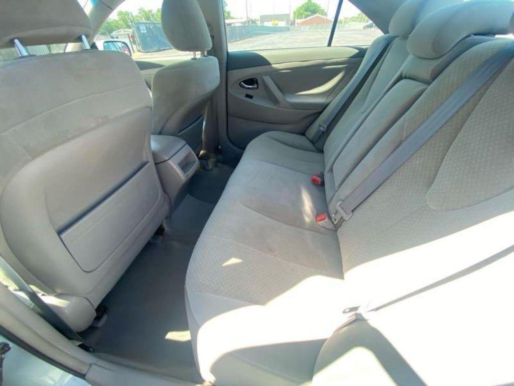 Toyota Camry  2008
