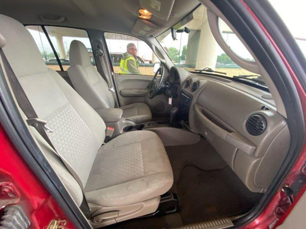 Jeep Liberty Sport 2WD 2007