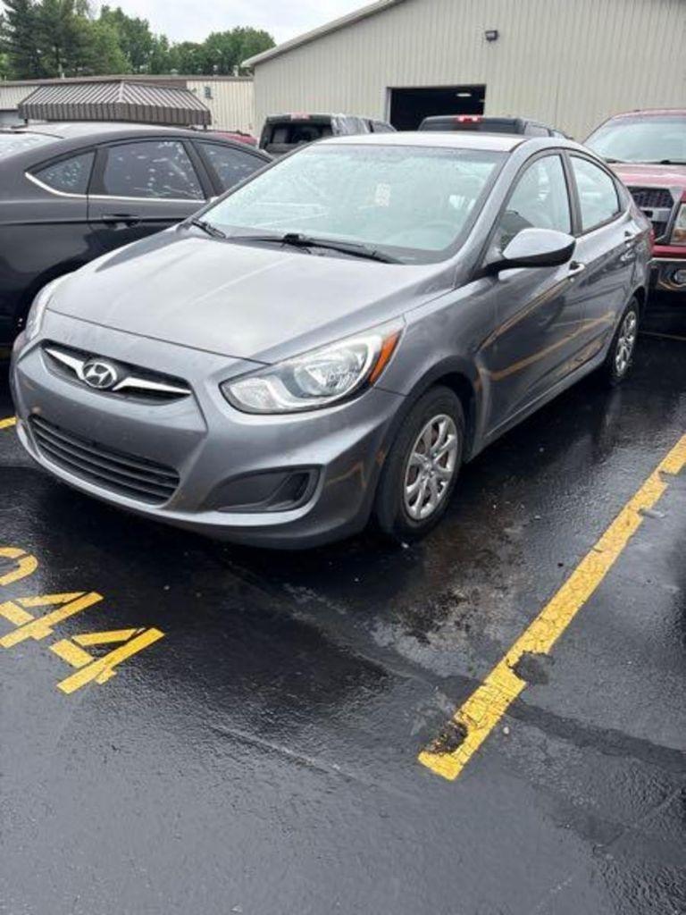 Hyundai Accent GLS 4-Door 2014