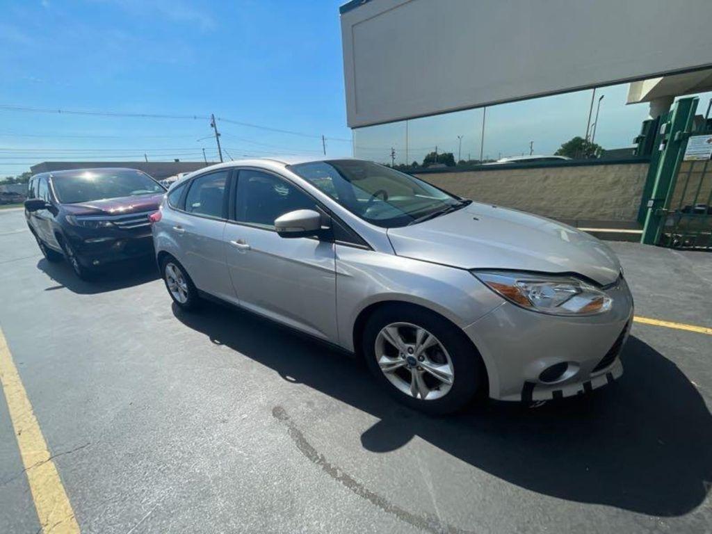 Ford Focus SE Hatch 2014