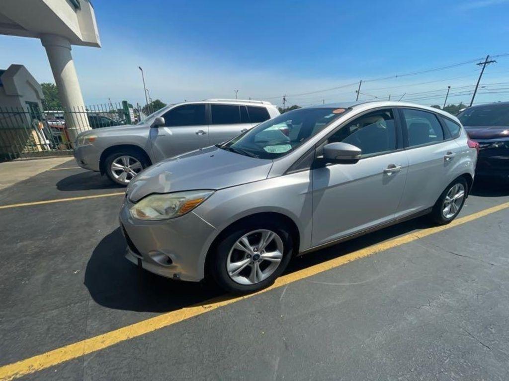 Ford Focus SE Hatch 2014