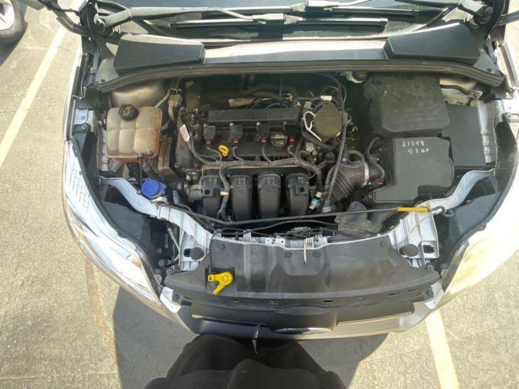 Ford Focus SE Hatch 2014
