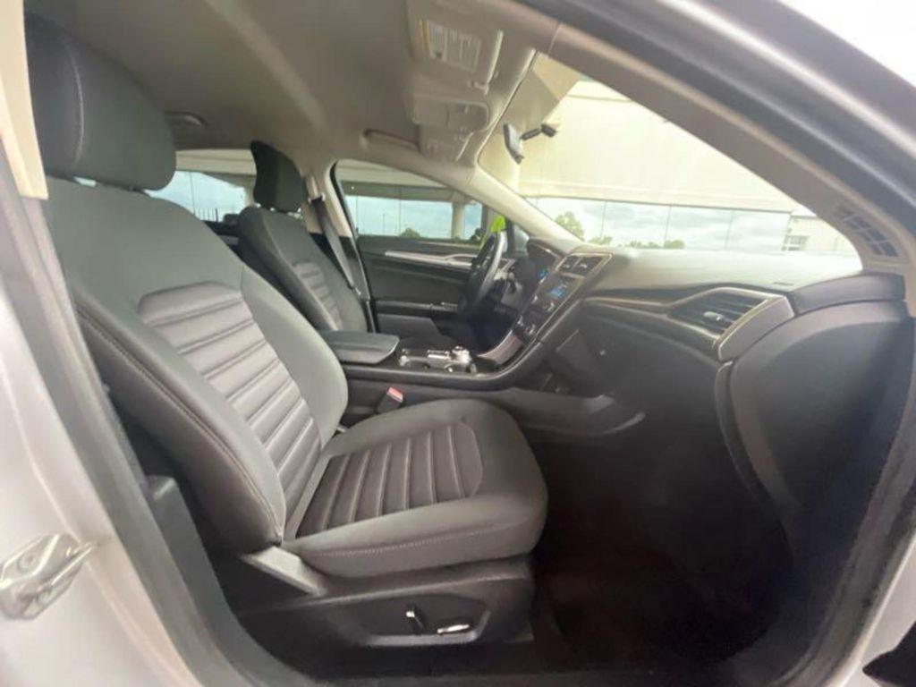 Ford Fusion SE 2017