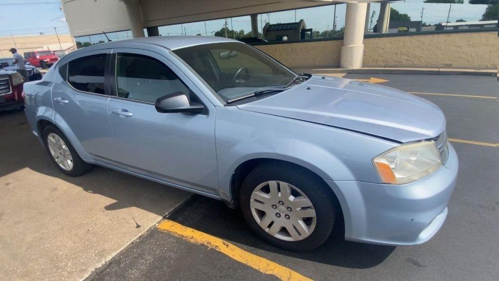 Dodge Avenger  2013
