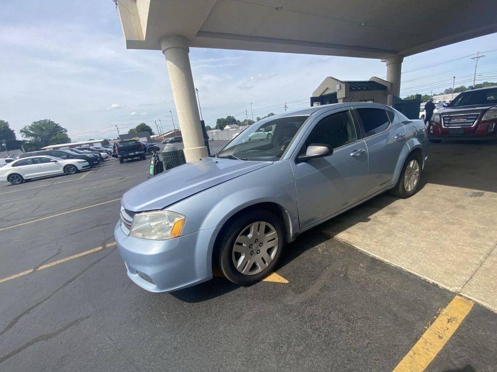 Dodge Avenger  2013