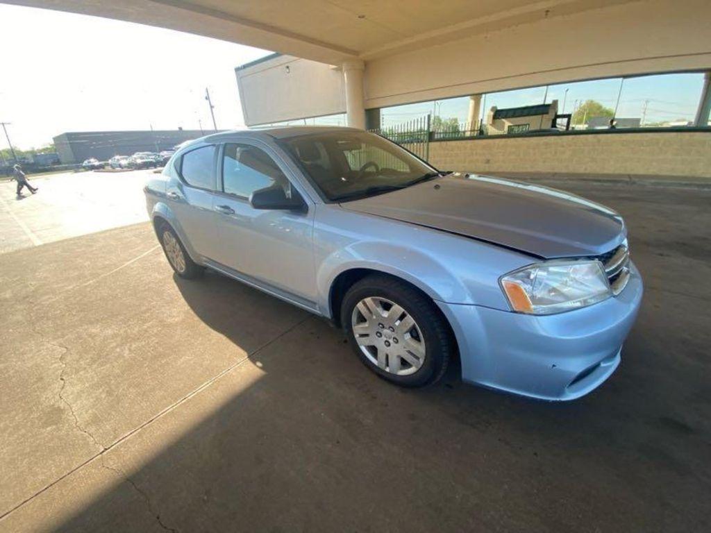 Dodge Avenger  2013