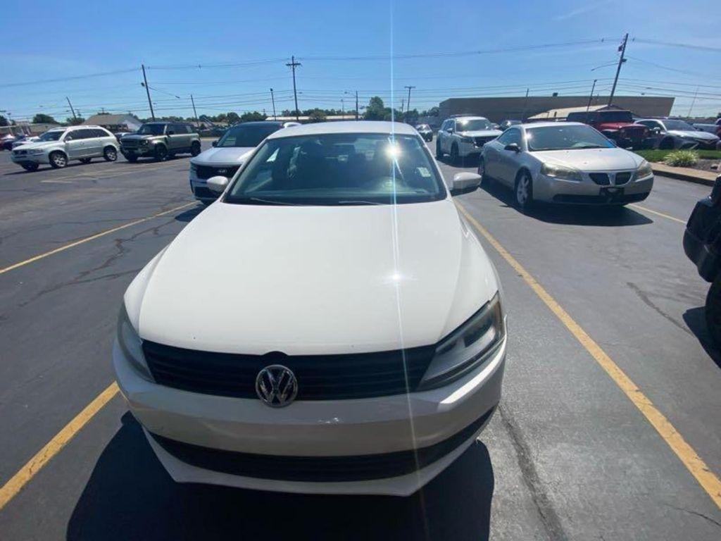 Volkswagen Jetta  2012