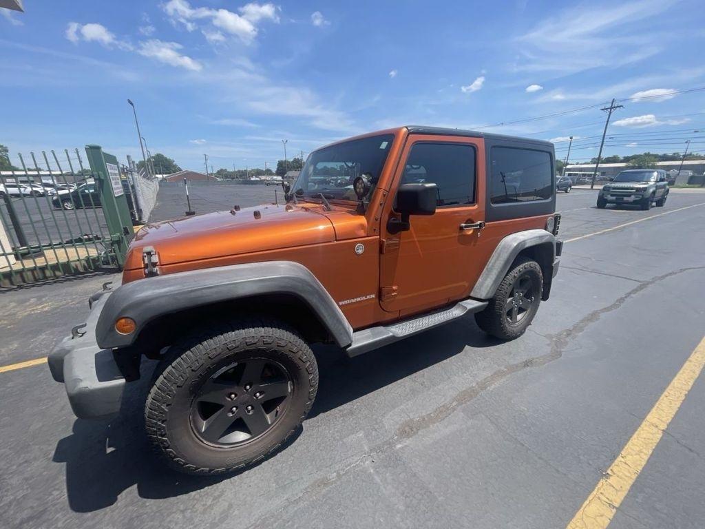 Jeep Wrangler  2011