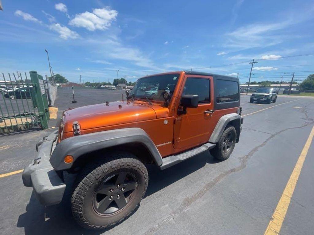 Jeep Wrangler  2011