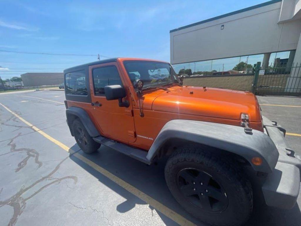 Jeep Wrangler  2011