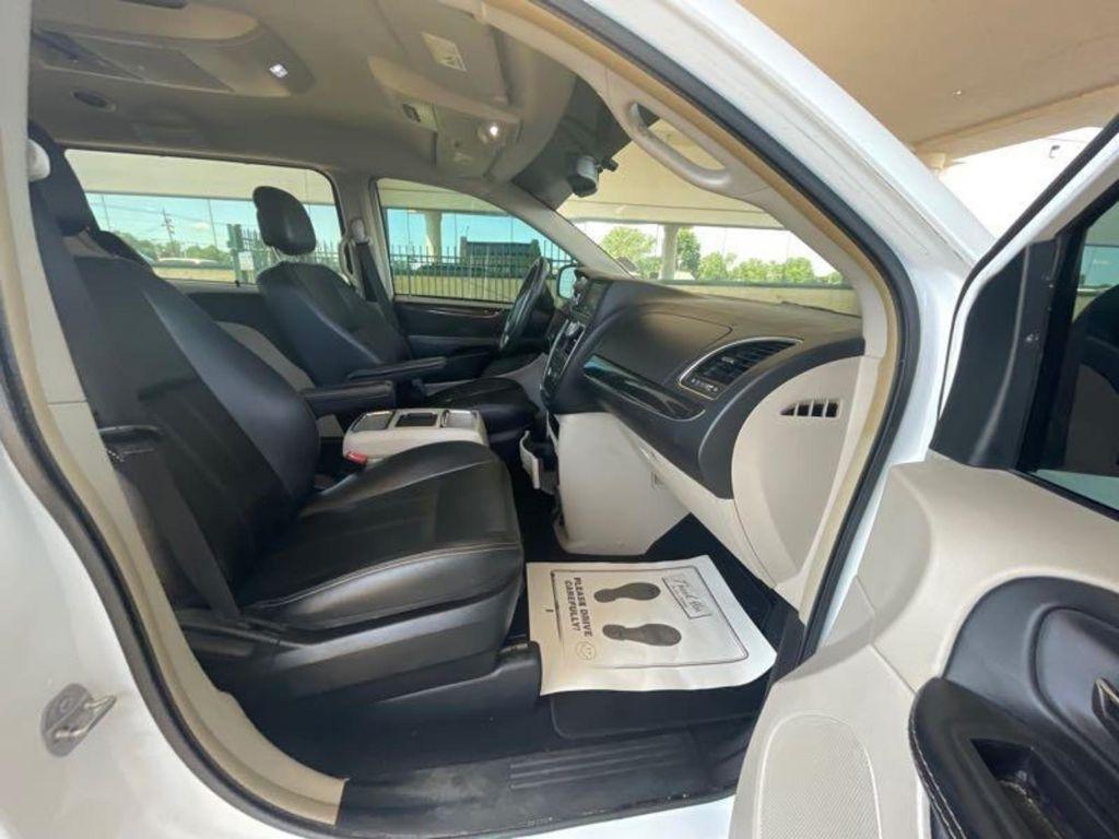 Chrysler Town & Country  2015