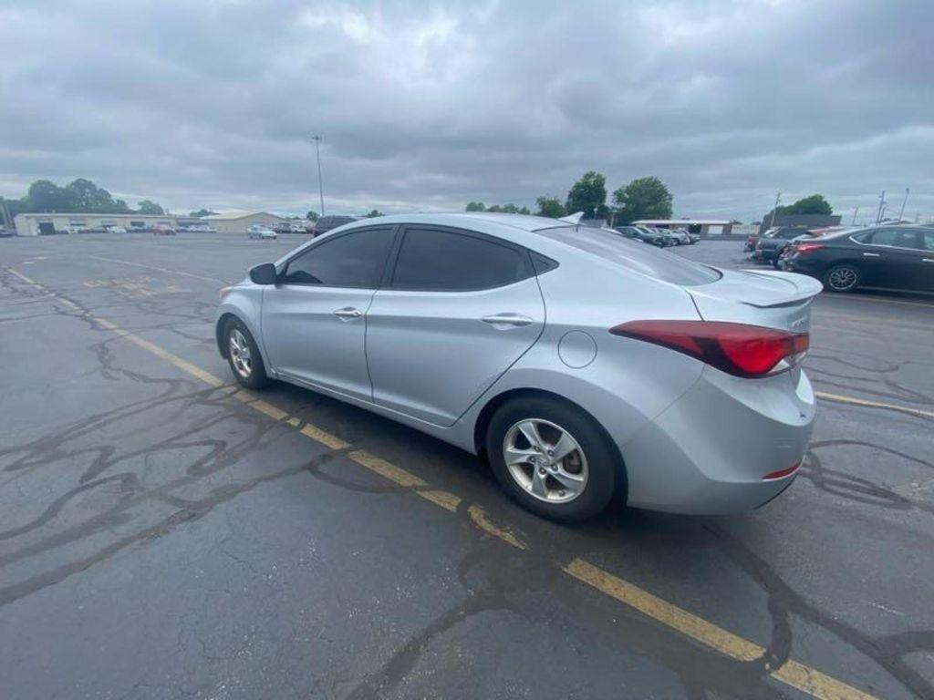 Hyundai Elantra GLS M/T 2014