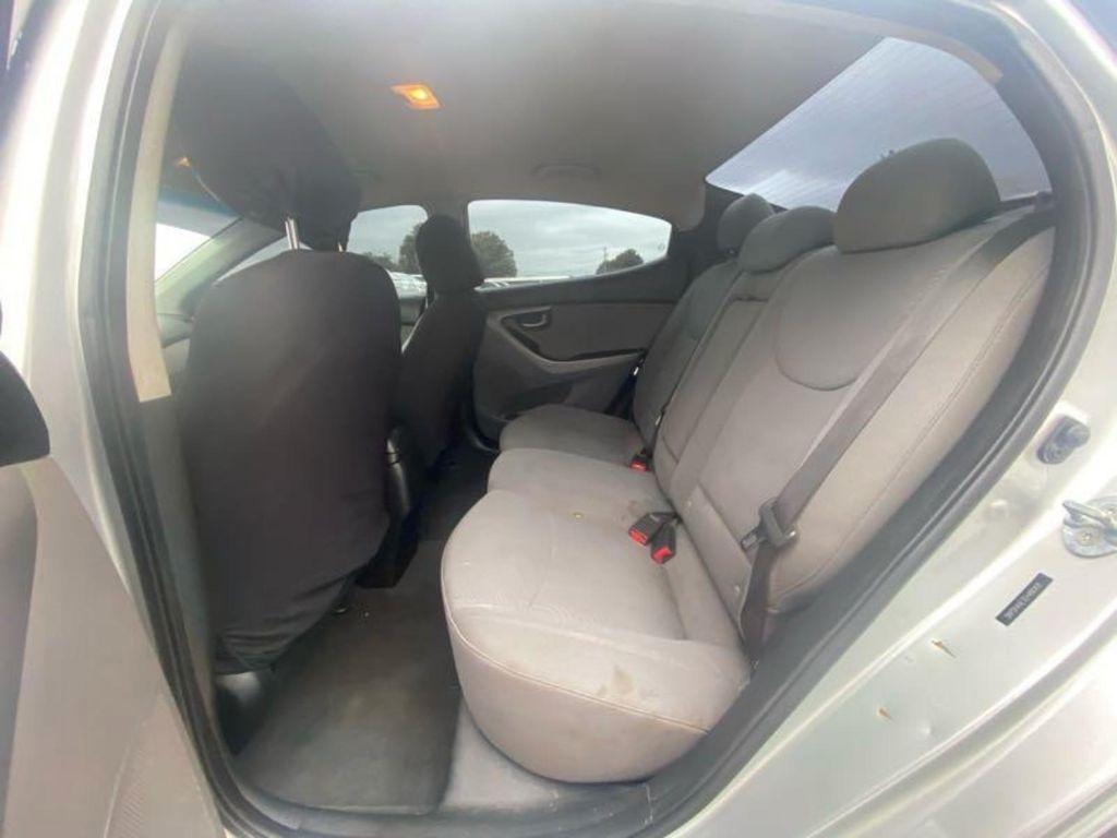 Hyundai Elantra GLS M/T 2014