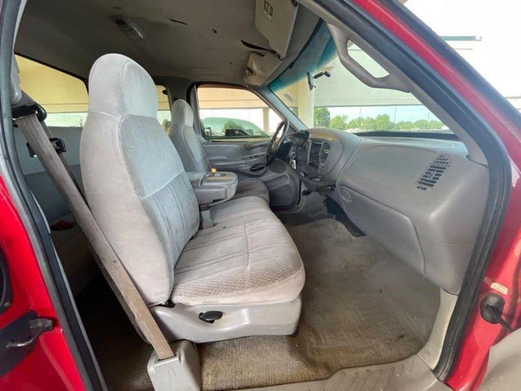 Ford F-150 XL SuperCab Short Bed 4WD 1998
