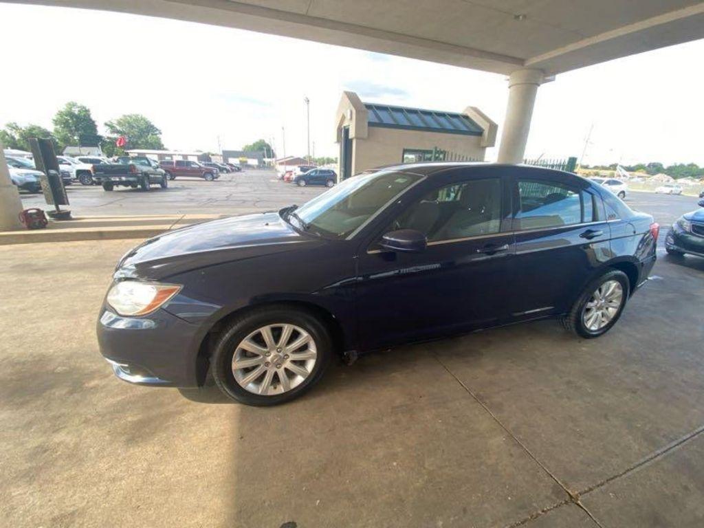 2011 Chrysler 200 LX