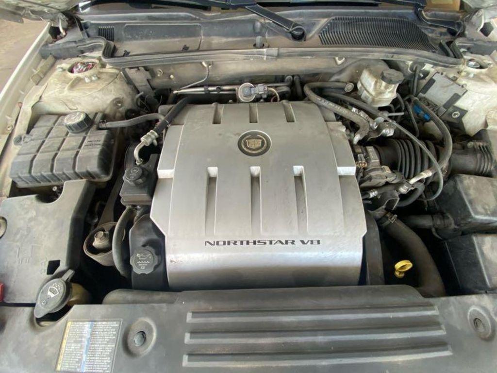 Cadillac DTS Sedan 2007