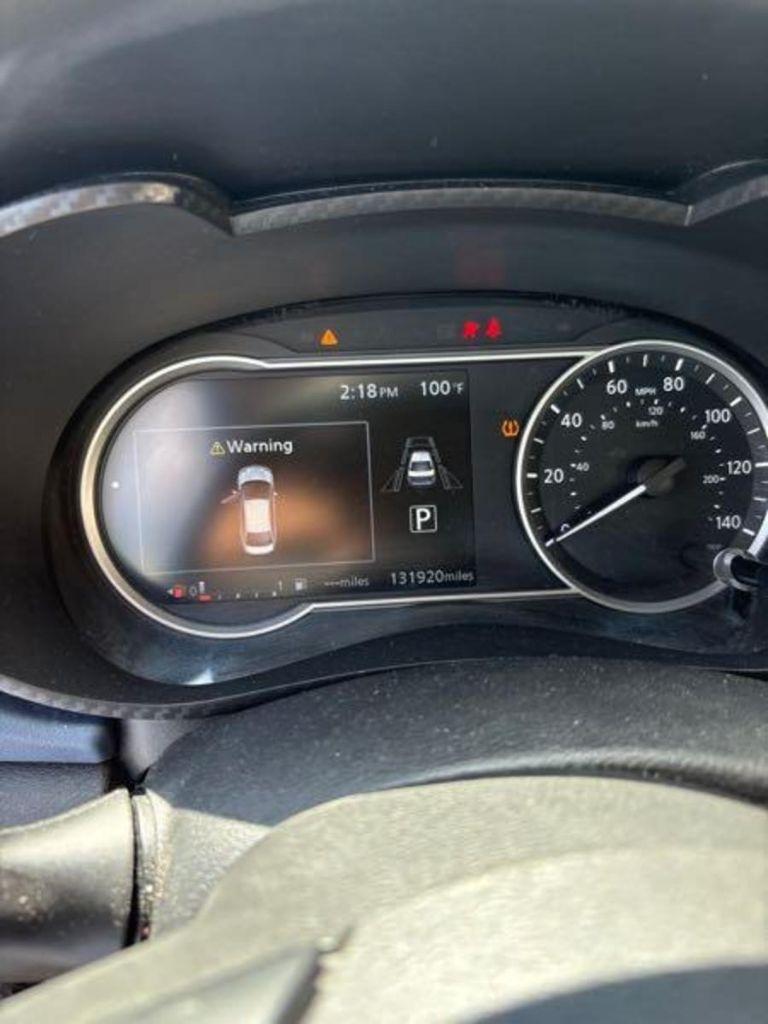 Nissan Versa SV 2023