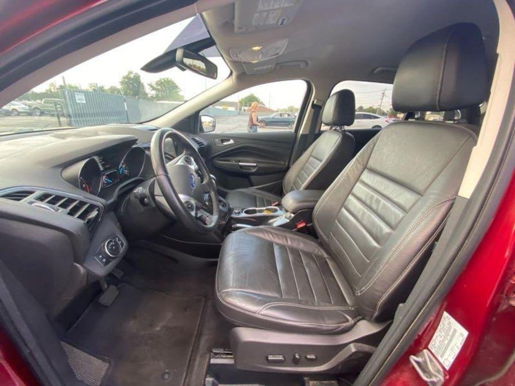 Ford Escape Titanium 4WD 2016