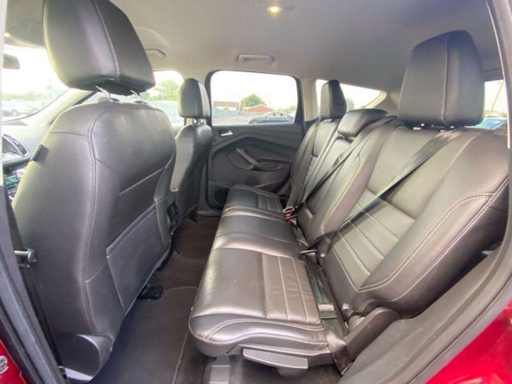 Ford Escape Titanium 4WD 2016