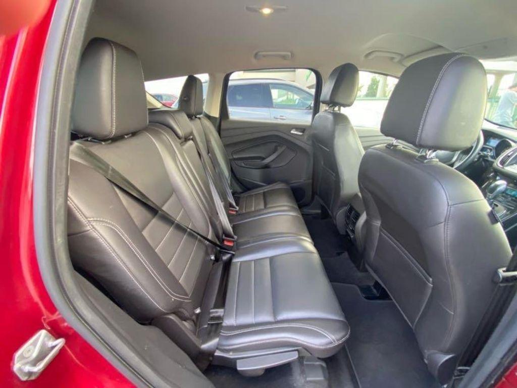 Ford Escape Titanium 4WD 2016