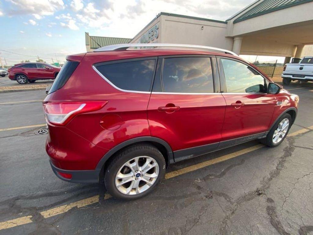 Ford Escape Titanium 4WD 2016