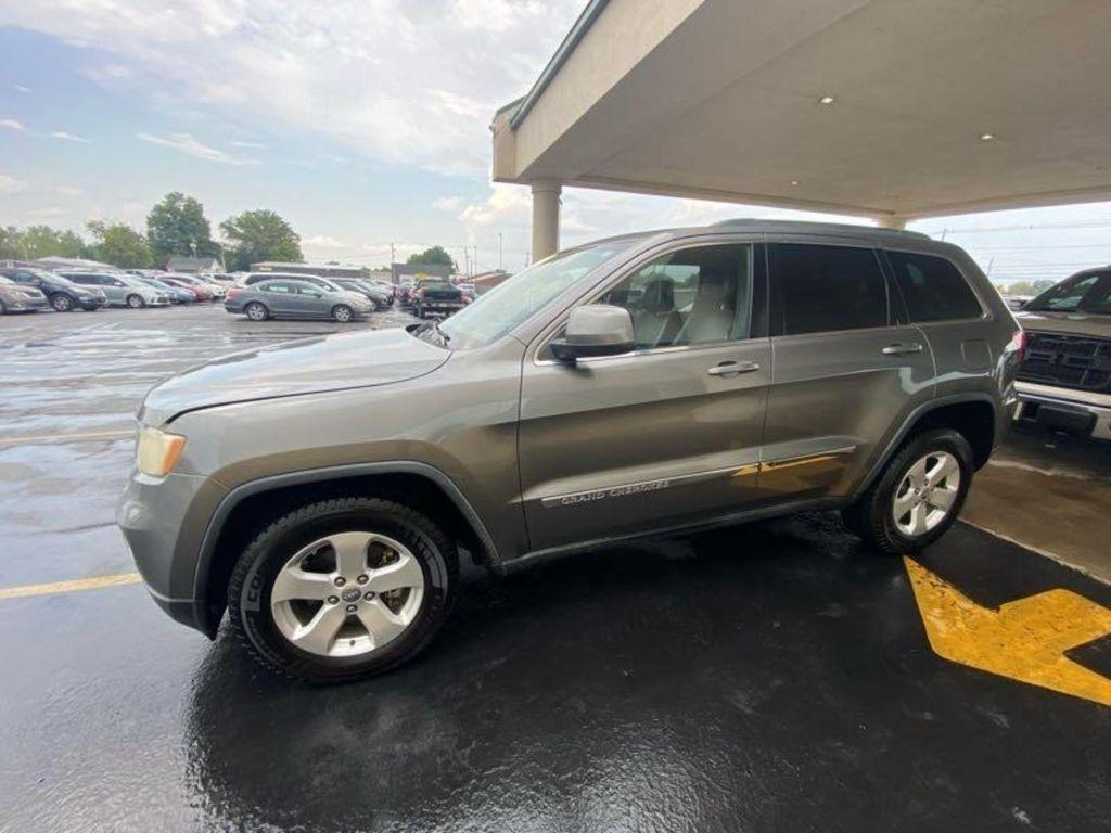 Jeep Grand Cherokee Laredo 4WD 2012
