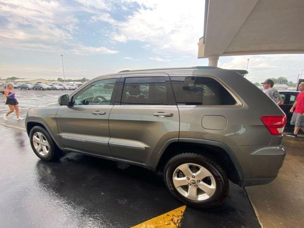Jeep Grand Cherokee Laredo 4WD 2012