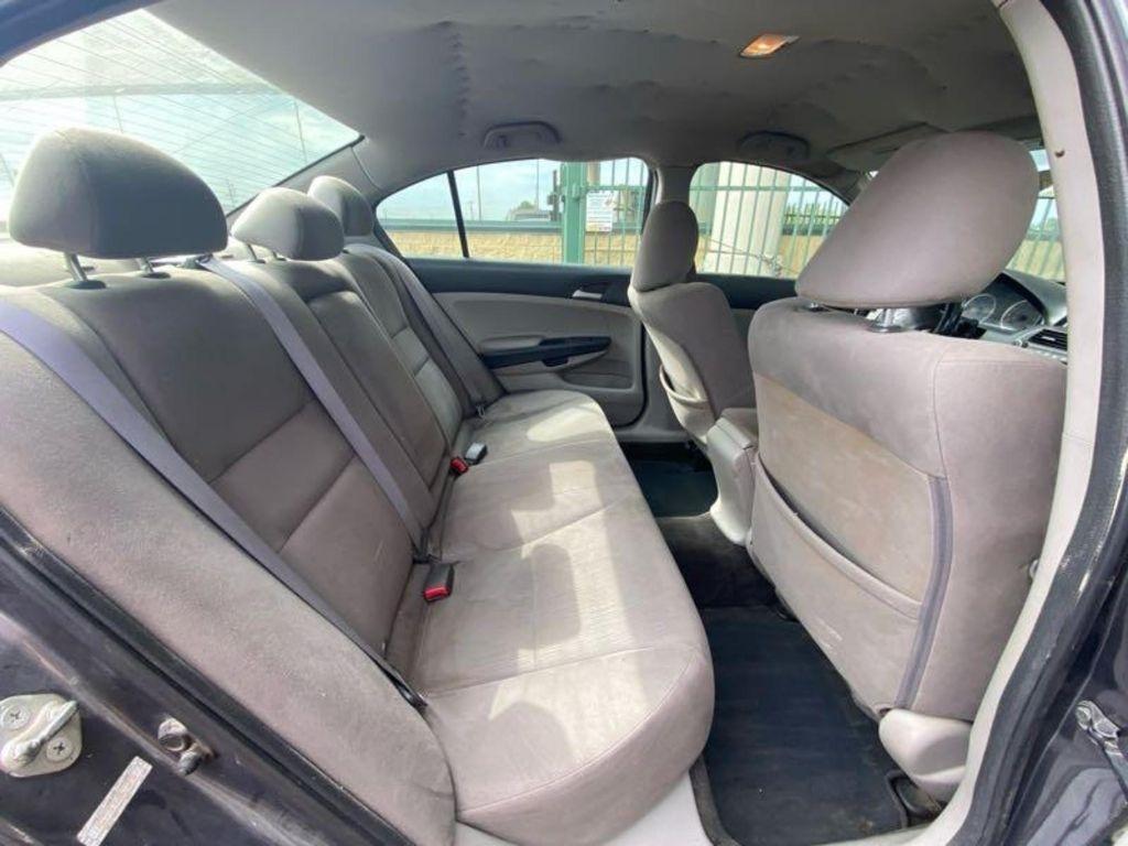 Honda Accord photo 14