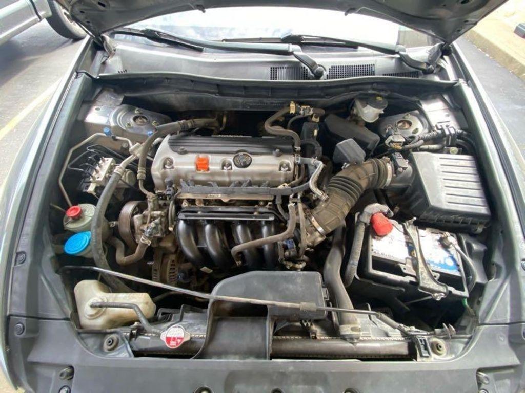 Honda Accord photo 17