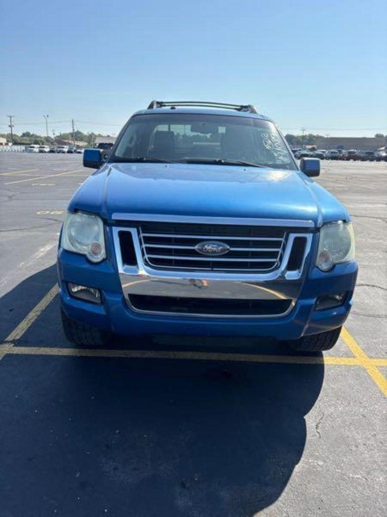 Ford Explorer Sport Trac Limited 4.6L 4WD 2010