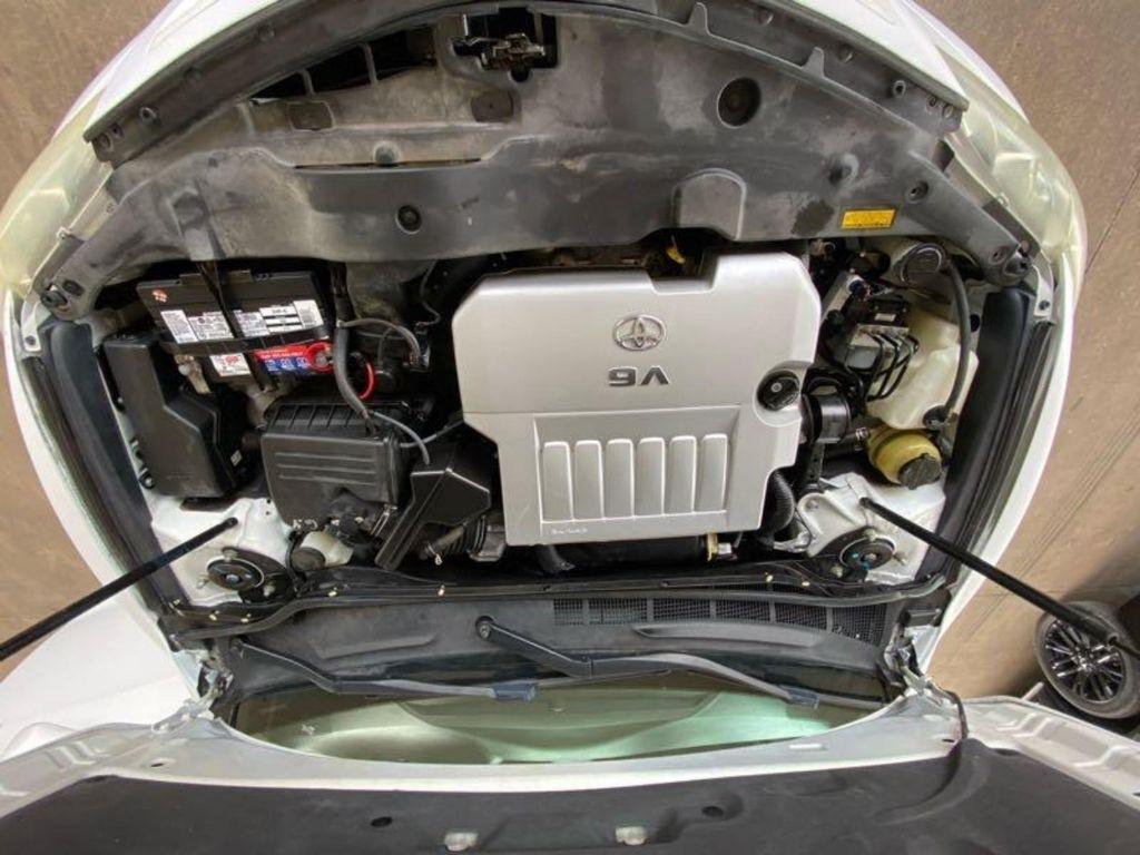 Toyota Camry photo 18