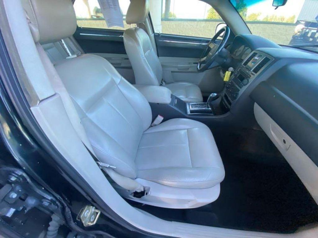 Chrysler 300 Touring 2005