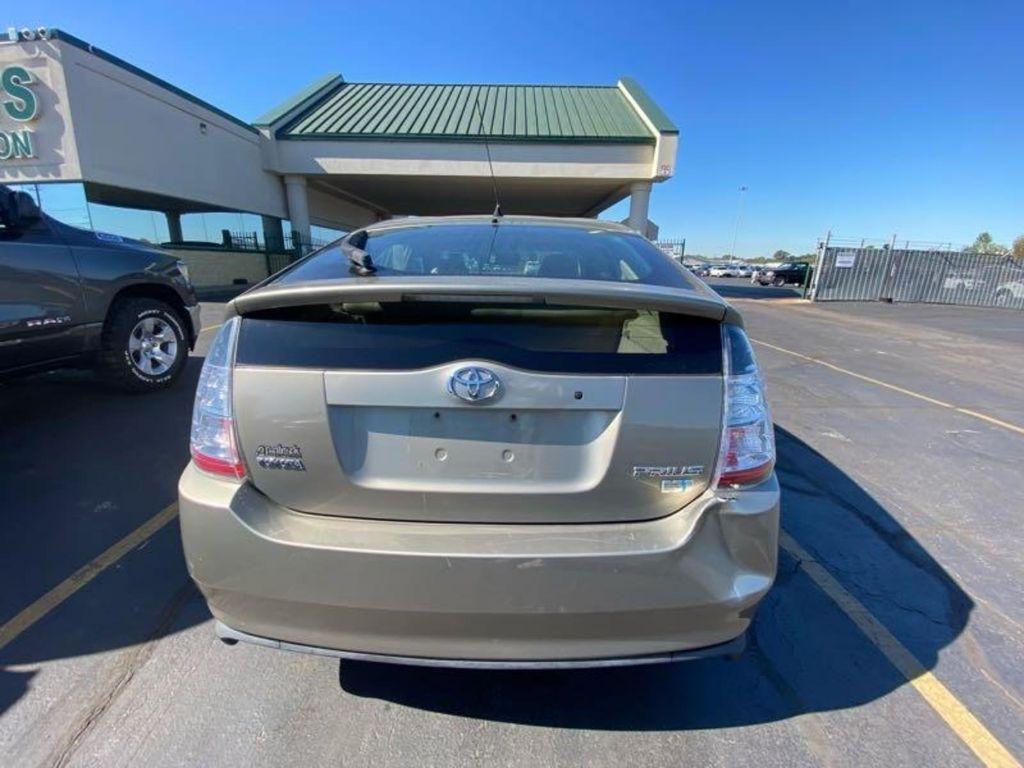 Toyota Prius 4-Door Liftback 2005