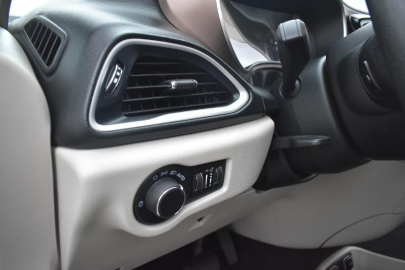 Chrysler Voyager LXI FWD 2020