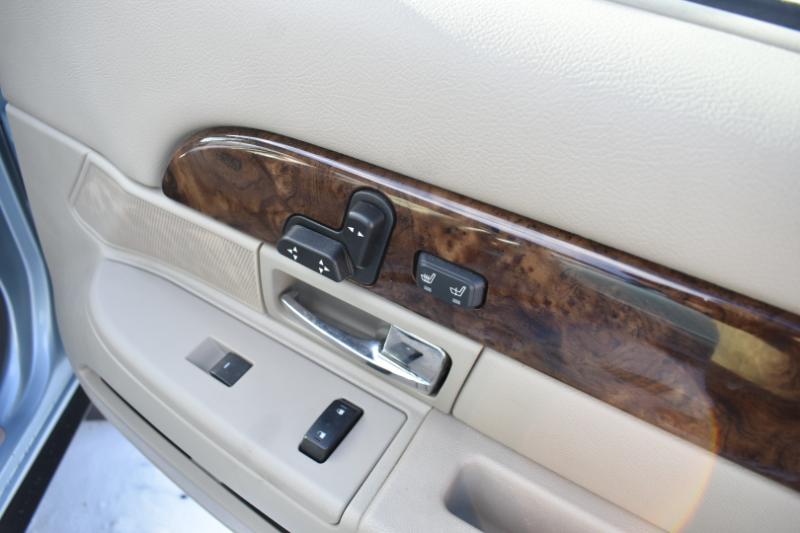 Mercury Grand Marquis 4dr Sdn LS 2011