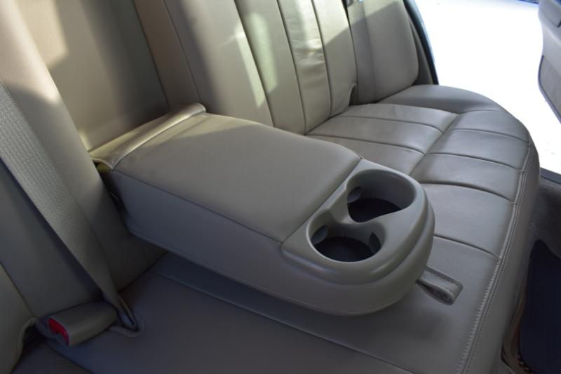 Mercury Grand Marquis 4dr Sdn LS 2011