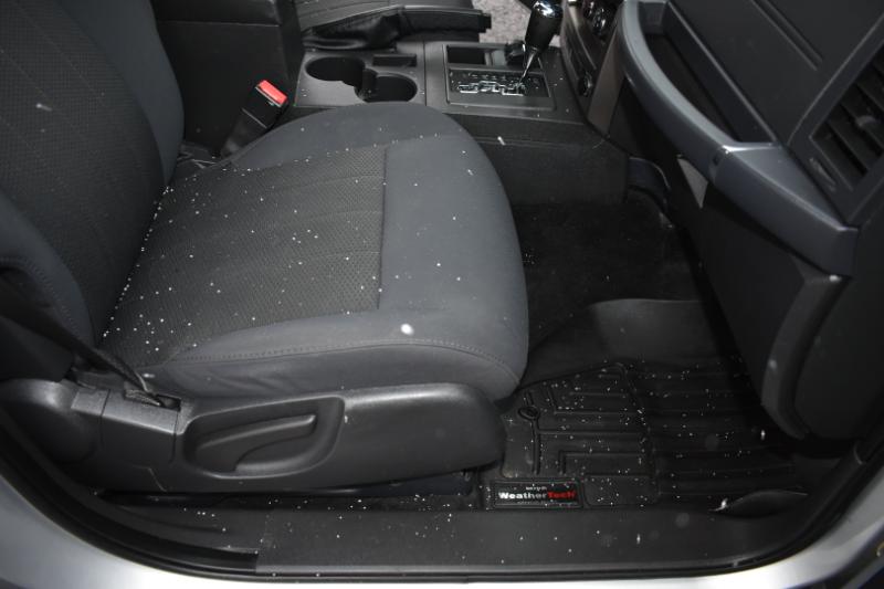 Jeep Liberty 4WD 4dr Sport 2012