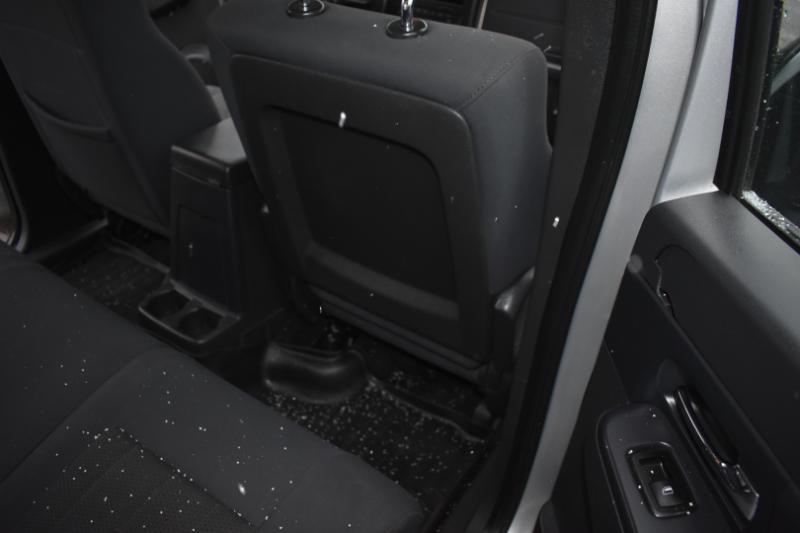 Jeep Liberty 4WD 4dr Sport 2012