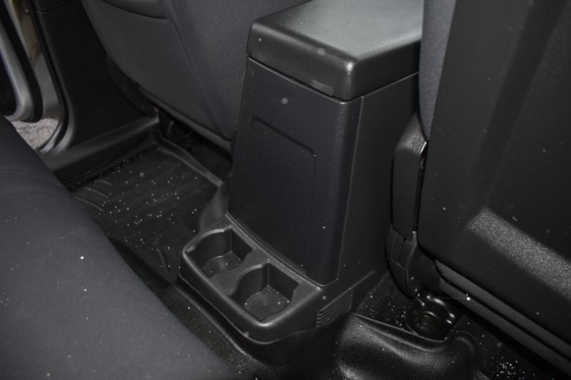 Jeep Liberty 4WD 4dr Sport 2012