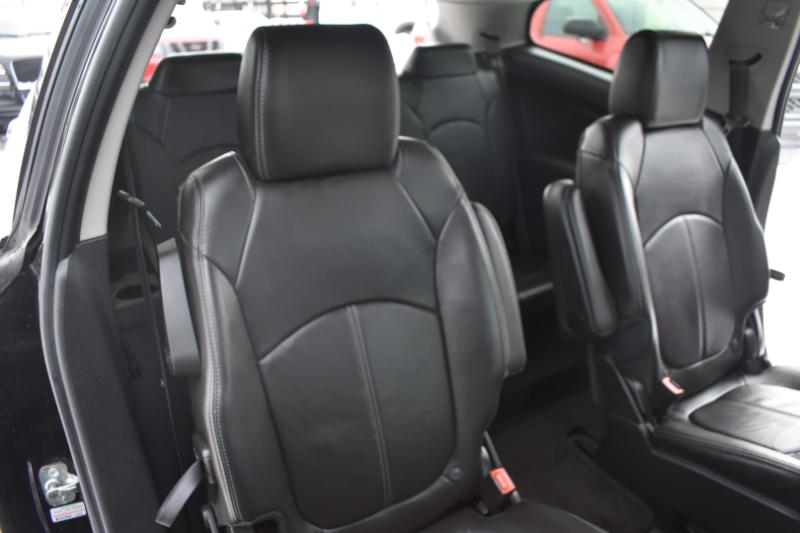 Chevrolet Traverse AWD 4dr LT w/2LT 2016