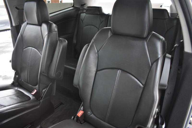 Chevrolet Traverse AWD 4dr LT w/2LT 2016