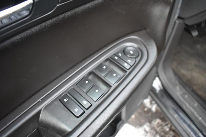 Chevrolet Traverse AWD 4dr LT w/2LT 2016