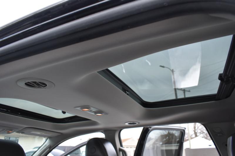 Chevrolet Traverse AWD 4dr LT w/2LT 2016