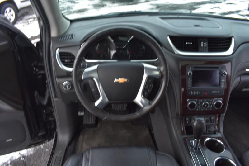 Chevrolet Traverse AWD 4dr LT w/2LT 2016
