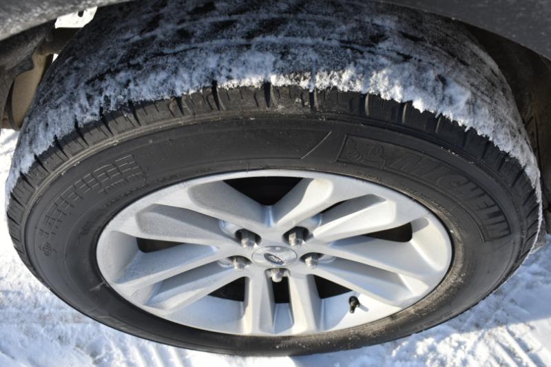 Ford Explorer 4WD 4dr XLT 2011