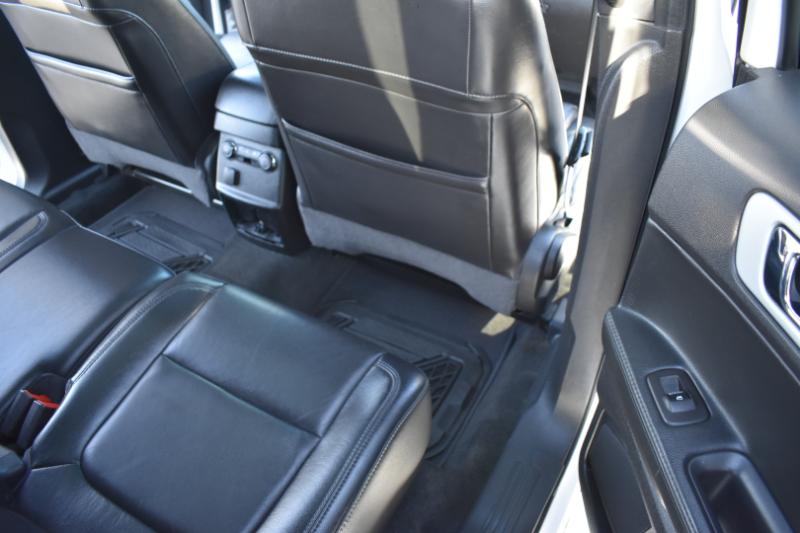 Ford Explorer 4WD 4dr XLT 2011