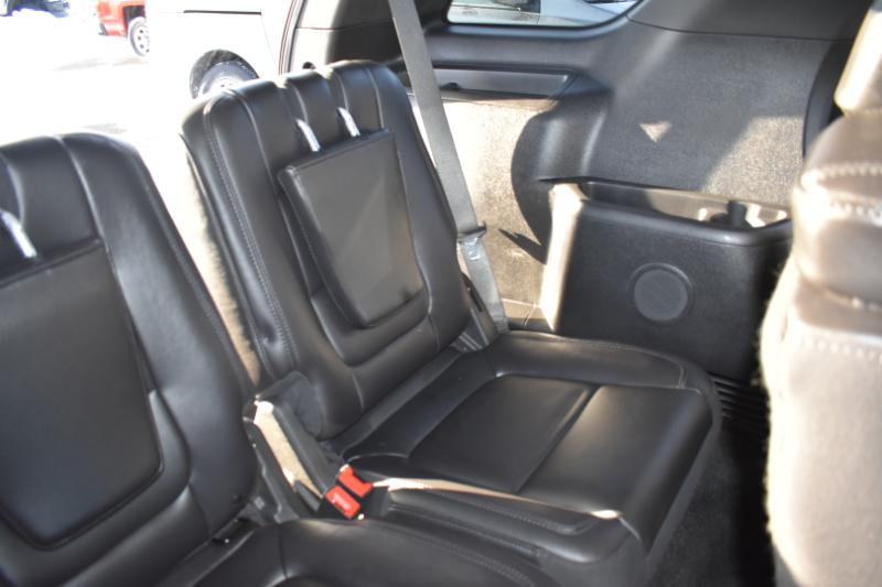 Ford Explorer 4WD 4dr XLT 2011