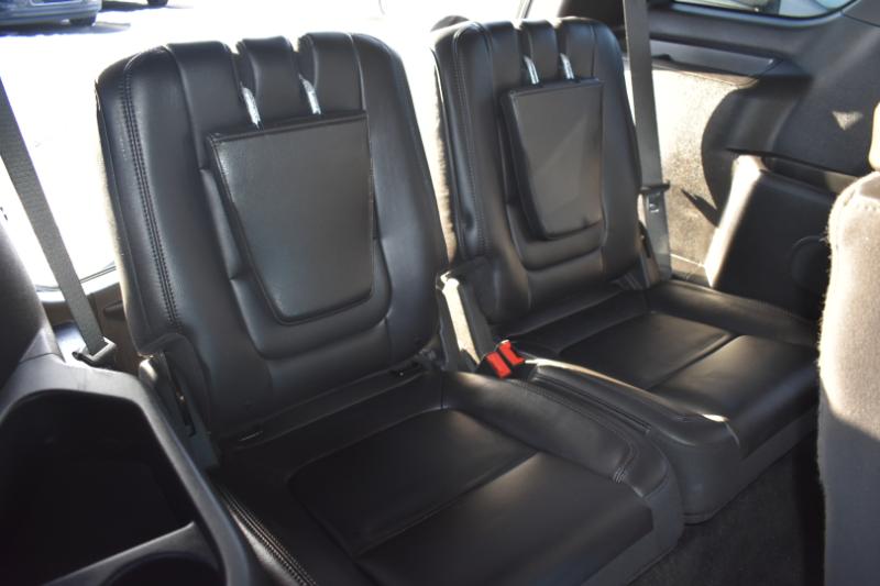 Ford Explorer 4WD 4dr XLT 2011